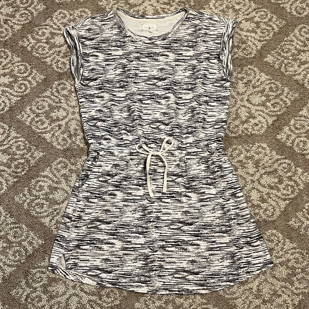 Lou & Grey dress